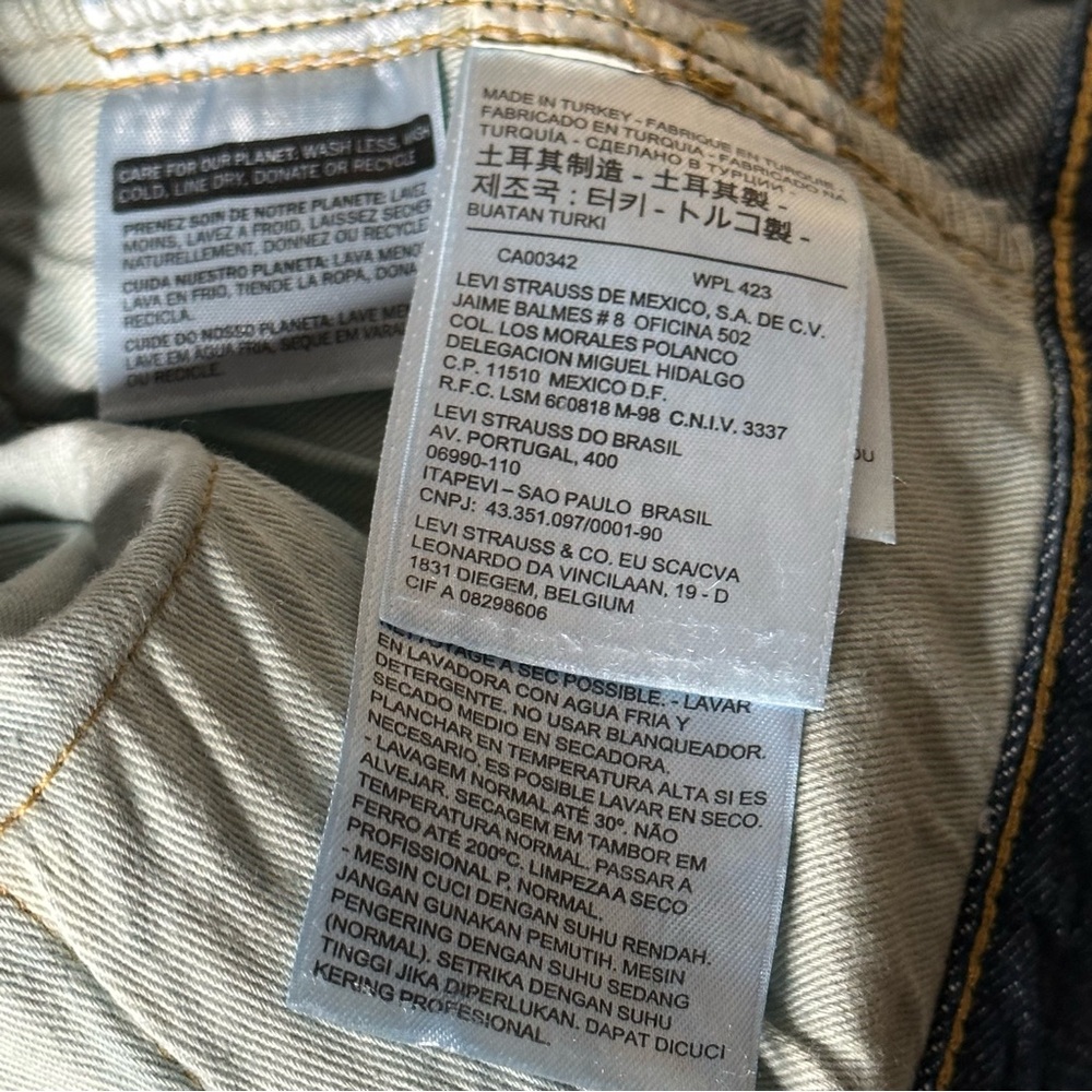 Levi's 501XX Red Line Big E Premiun Denim Jeans - Picture 8 of 16